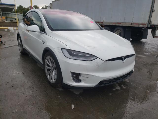 Tesla Model x (2020)