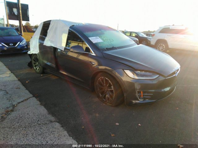 Tesla Model x (2019)