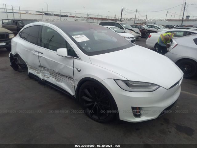 Tesla Model x (2020)