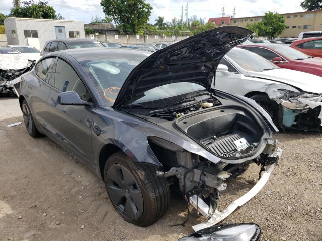 Tesla Model 3 (2021)