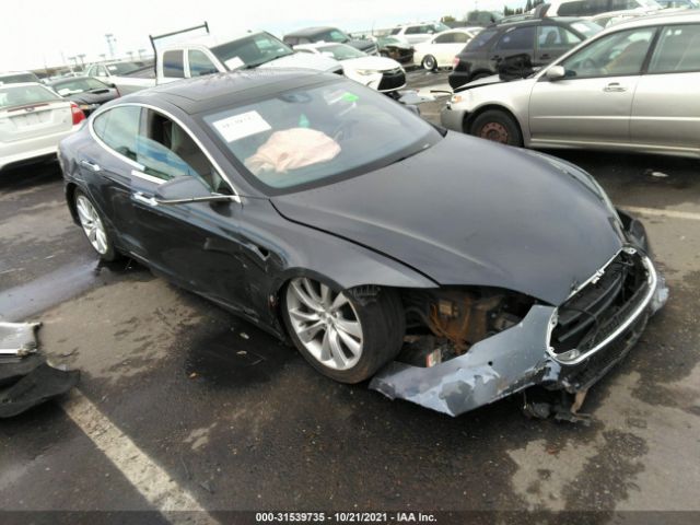 Tesla Model s (2015)
