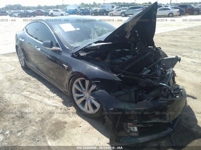 Tesla Model s (2017)