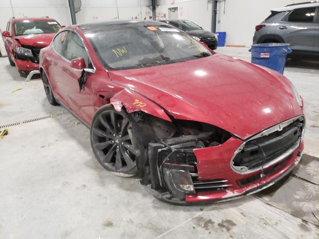 Tesla Model s 85 (2015)