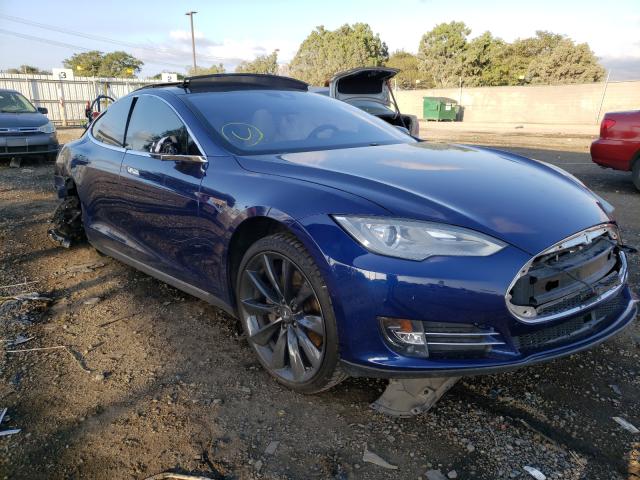 Tesla Model s (2016)