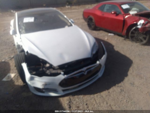 Tesla Model s (2014)
