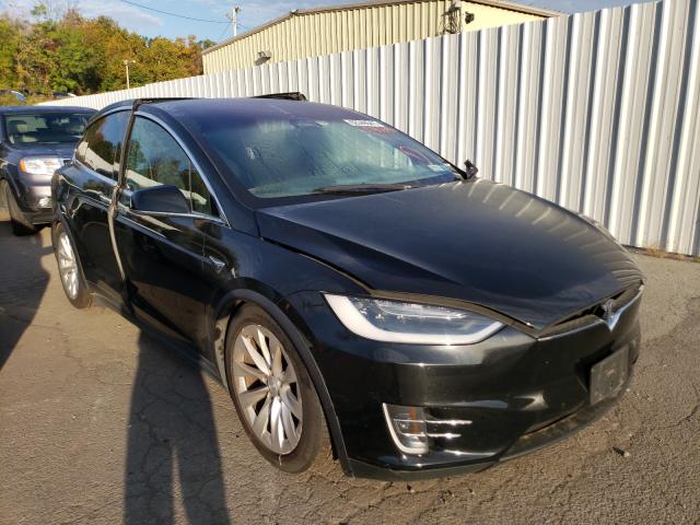 Tesla Model x (2017)
