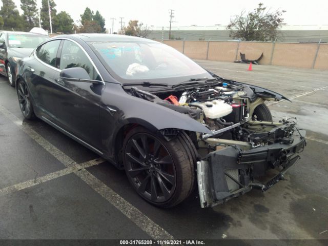 Tesla Model s (2018)