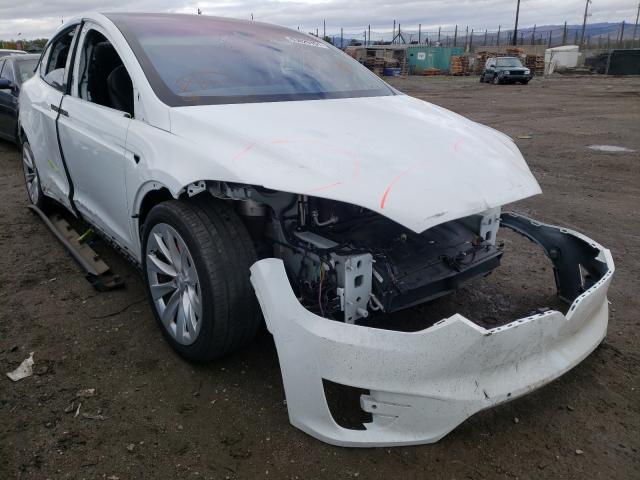 Tesla Model x (2016)