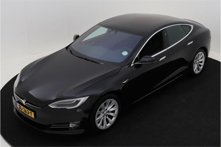 Tesla Model (2018)