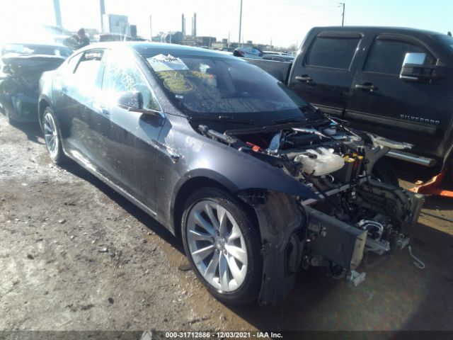 Tesla Model s (2017)