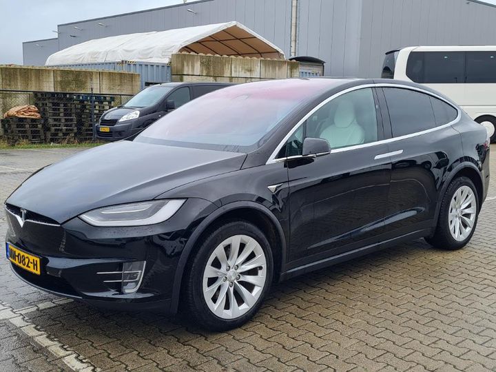Tesla Model (2017)