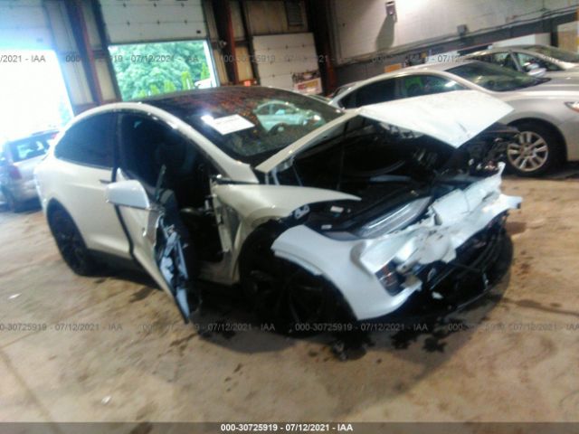 Tesla Model x (2017)