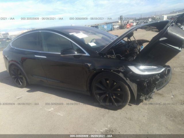 Tesla Model x (2017)