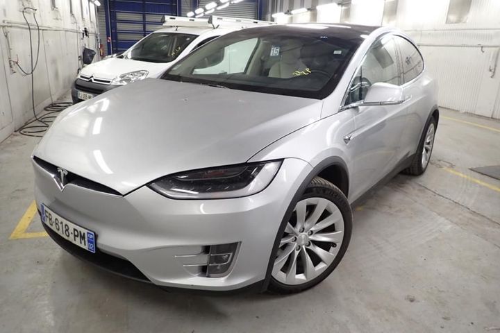 Tesla Model x (2018)