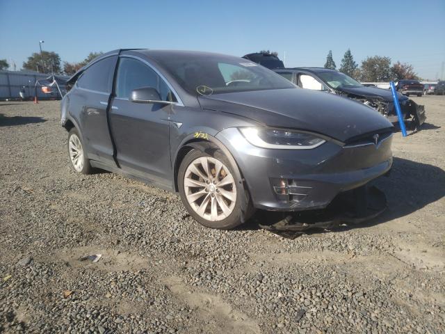 Tesla Model x (2017)