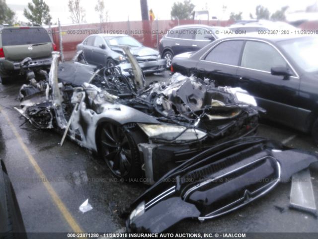 Tesla Model s (2013)