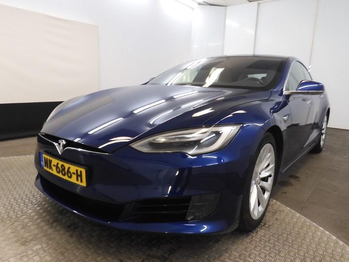 Tesla Model s (2017)