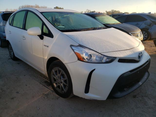 Toyota Prius v (2015)