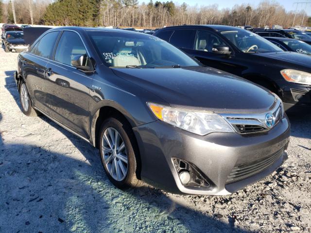 Toyota Camry hybr (2014)