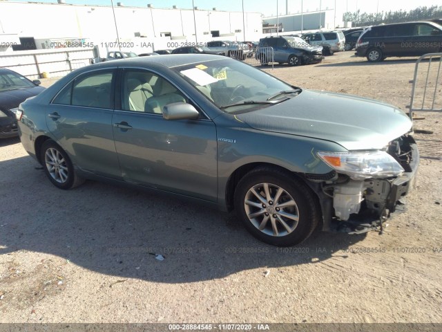 Toyota Camry hybrid (2011)