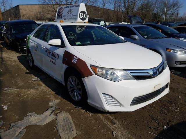 Toyota Camry hybr (2014)
