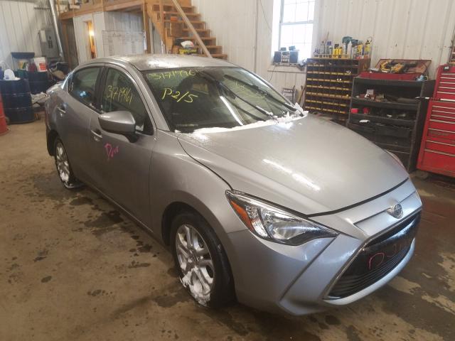 Toyota Scion ia (2016)