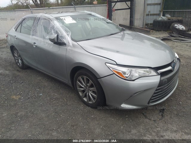 Toyota Camry hybrid (2016)