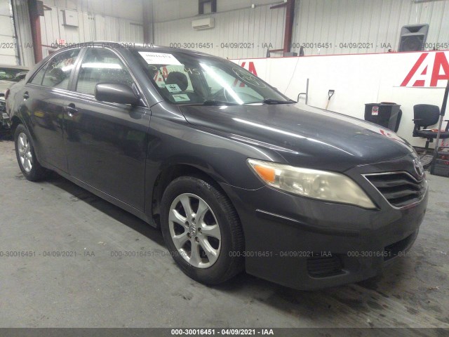 Toyota Camry (2011)