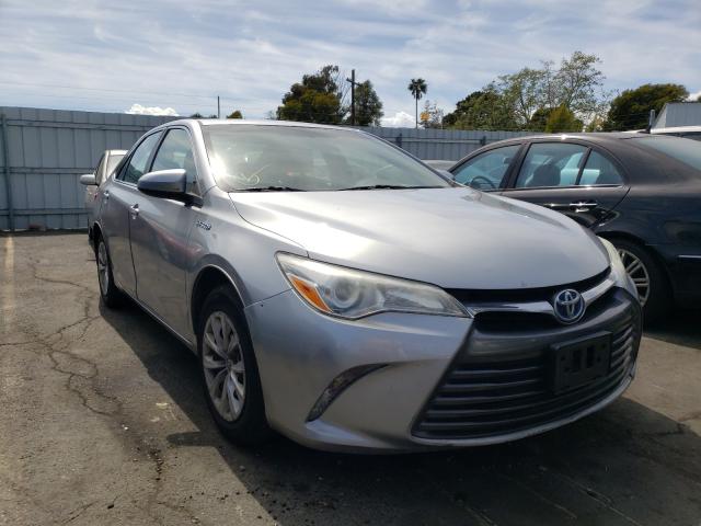 Toyota Camry hybr (2015)