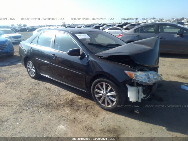 Toyota Camry (2014)