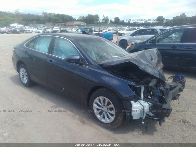 Toyota Camry (2017)