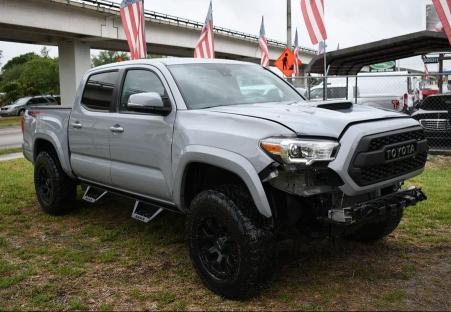 Toyota Tacoma (2018)