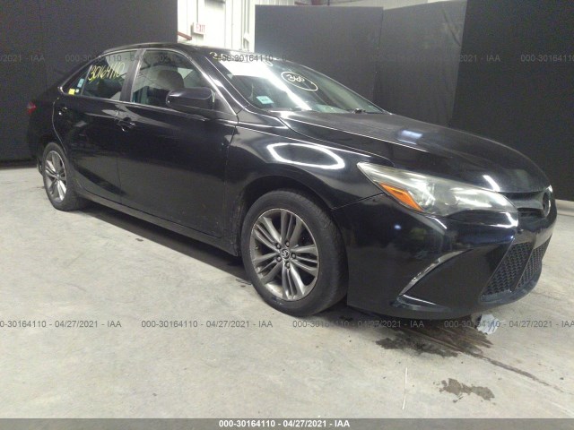 Toyota Camry (2015)