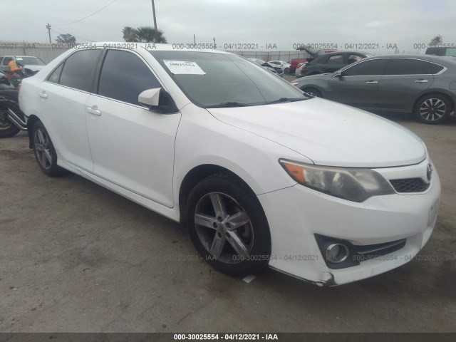 Toyota Camry (2012)