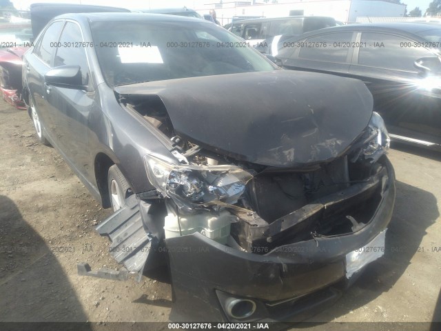 Toyota Camry (2012)