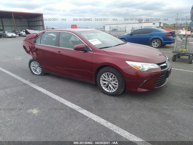 Toyota Camry (2016)