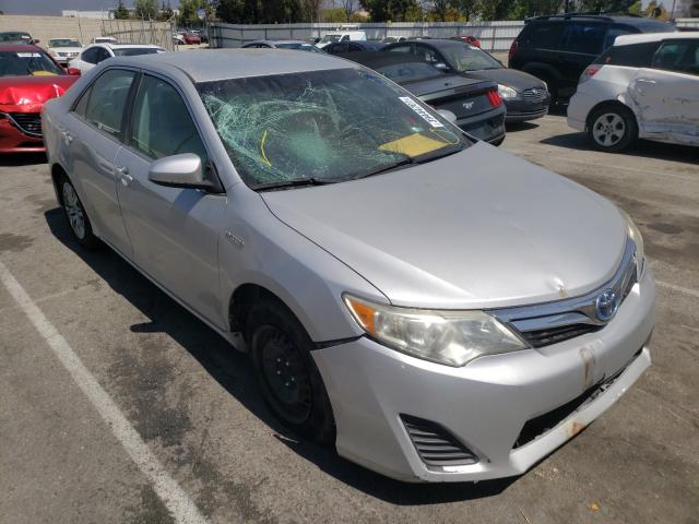 Toyota Camry hybr (2013)