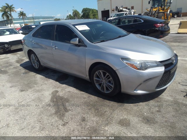 Toyota Camry (2015)