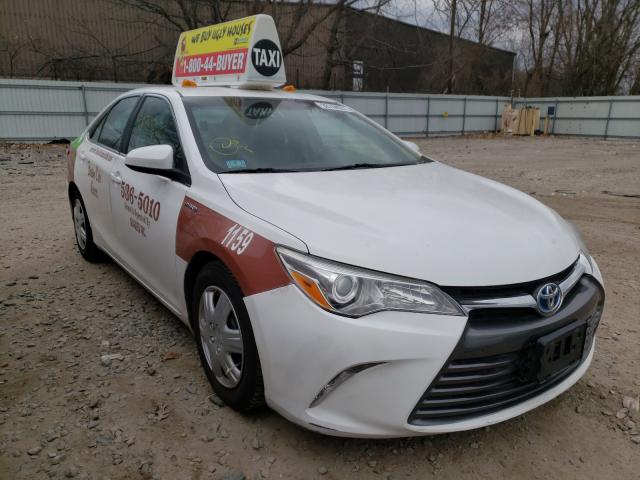 Toyota Camry hybr (2015)