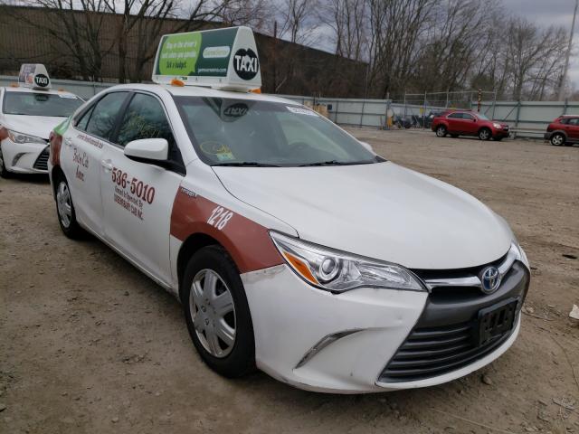 Toyota Camry hybr (2015)