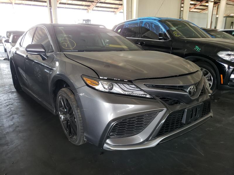 Toyota Camry xse (2021)