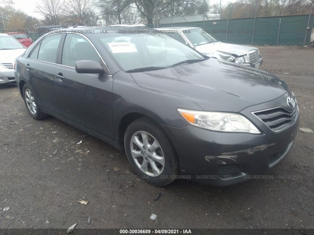 Toyota Camry (2011)