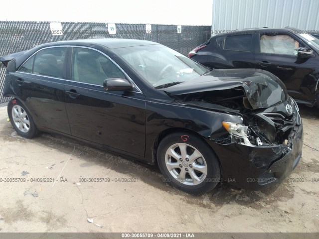 Toyota Camry (2011)
