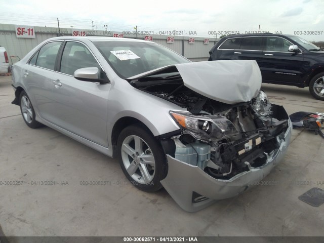 Toyota Camry (2012)