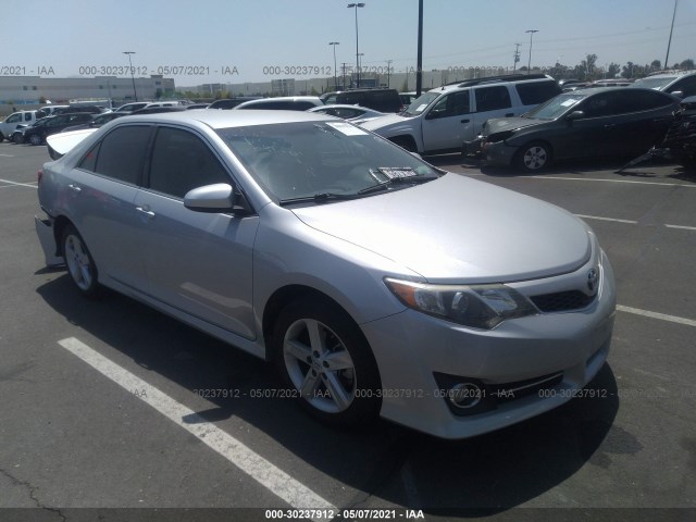 Toyota Camry (2014)