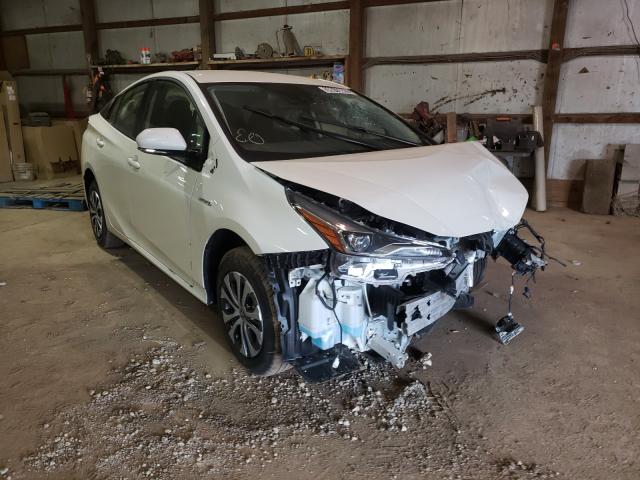 Toyota Prius le (2020)
