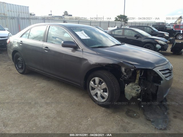Toyota Camry (2010)