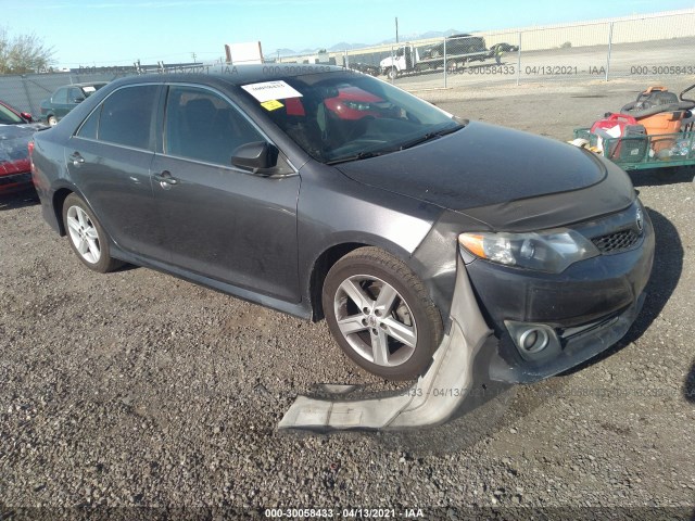 Toyota Camry (2013)