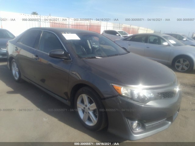 Toyota Camry (2014)
