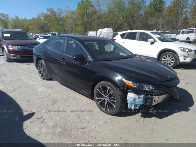 Toyota Camry (2020)